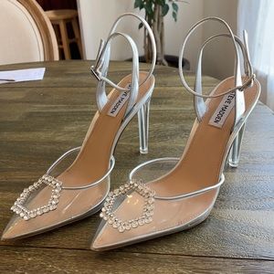 Steve Madden Embellished Pump